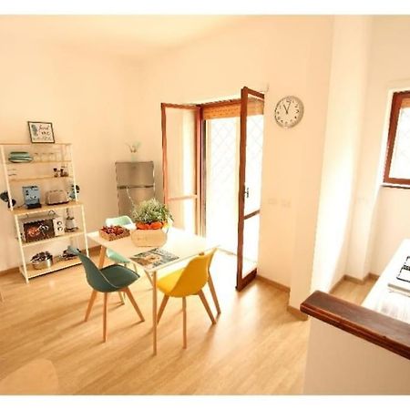Ferienwohnung Cozy Coastal Gateway Lido di Ostia Exterior foto