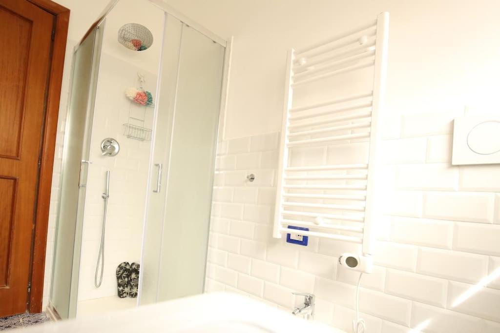 Ferienwohnung Cozy Coastal Gateway Lido di Ostia Exterior foto
